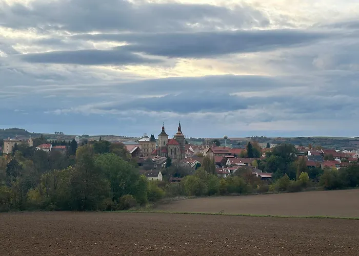 Uprostred Evropy Διαμέρισμα *